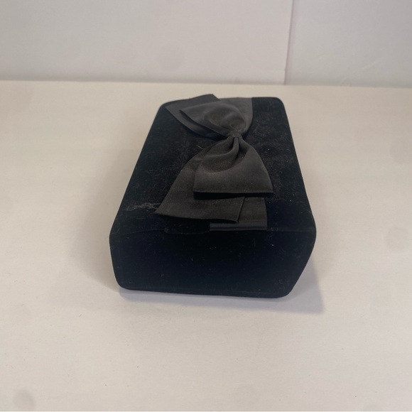 YSL Velvet 2008 Holiday Box with Satin Bow Top NEVER USED Eyeshadow & Lip Cream - Picture 3 of 9